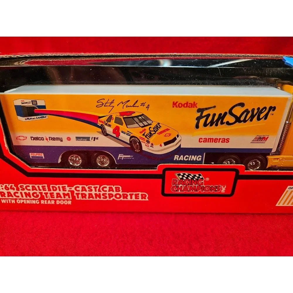 STERLING MARLIN NASCAR TRANSPORTER BUNDLE w/MATCHING STOCKCAR & PLAYER‎ CARD